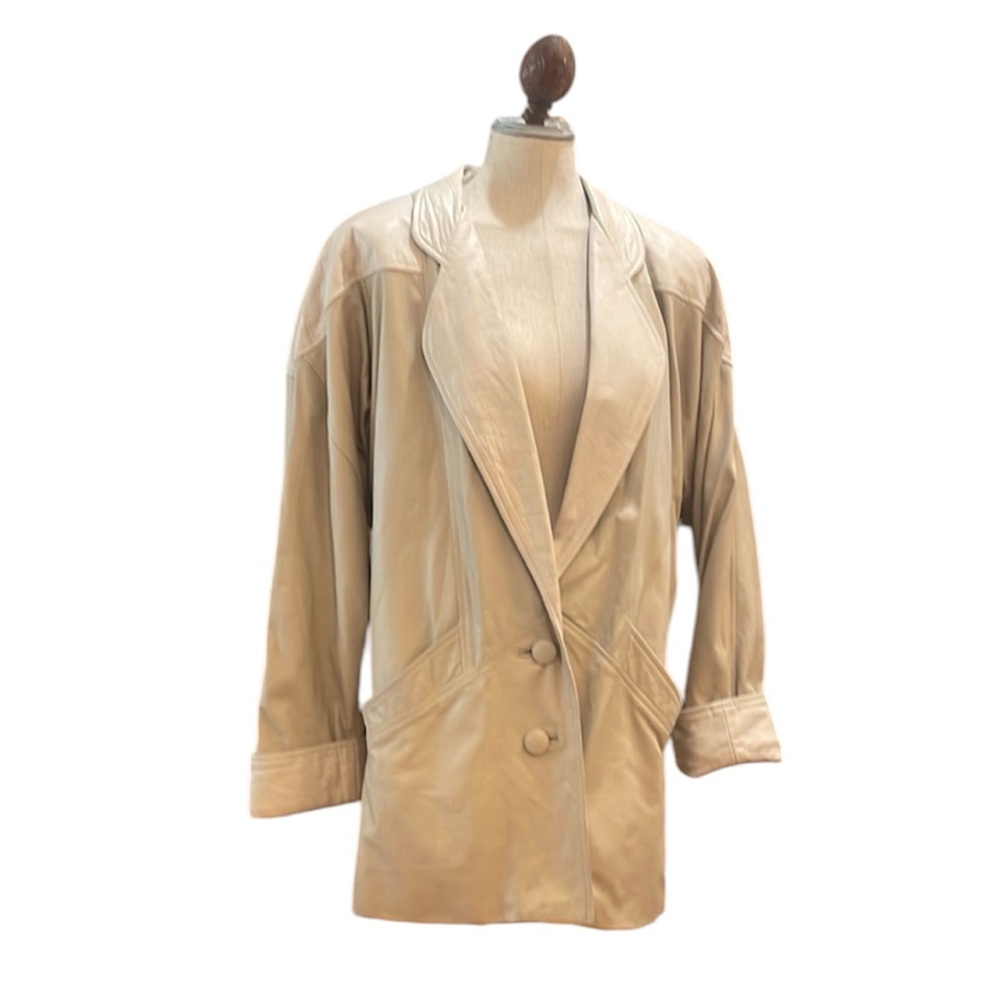 Vintage executive collection leather jacket button-down lapel pockets off-white